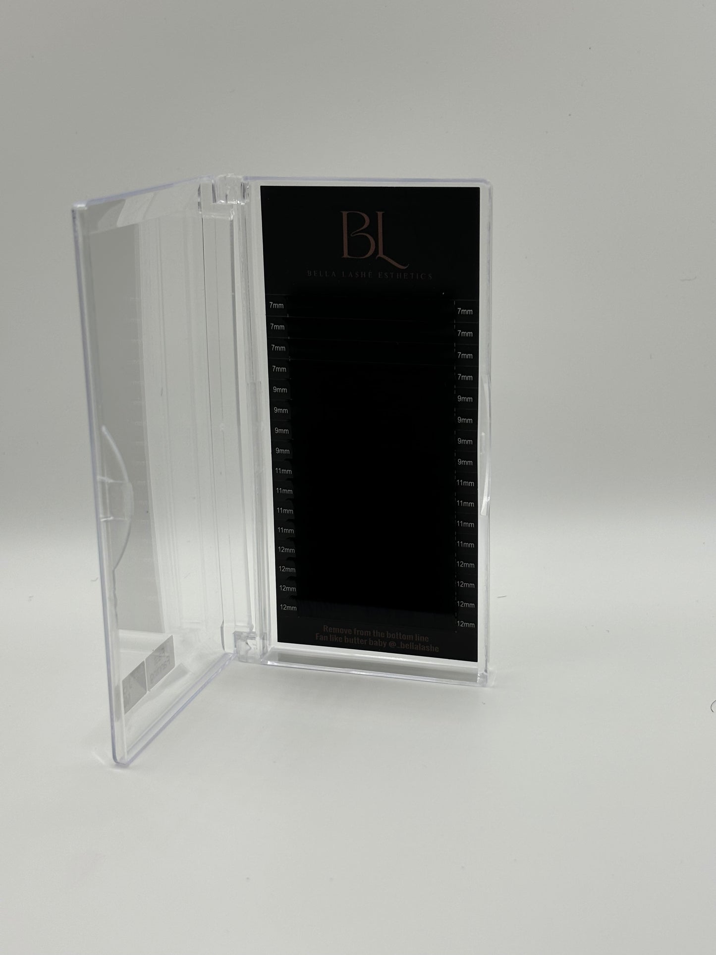 Bottom lash trays